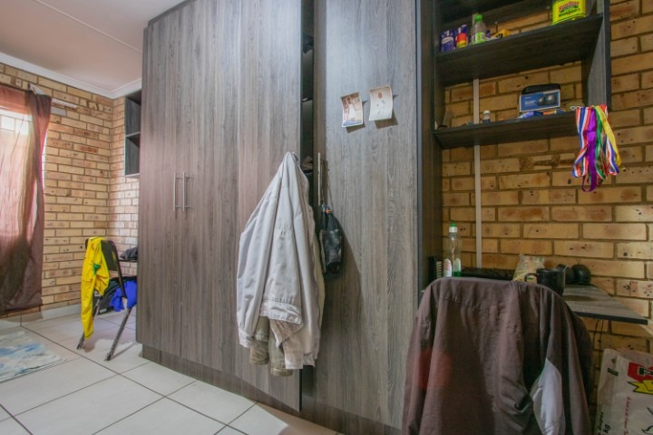 To Let 11 Bedroom Property for Rent in Die Bult North West